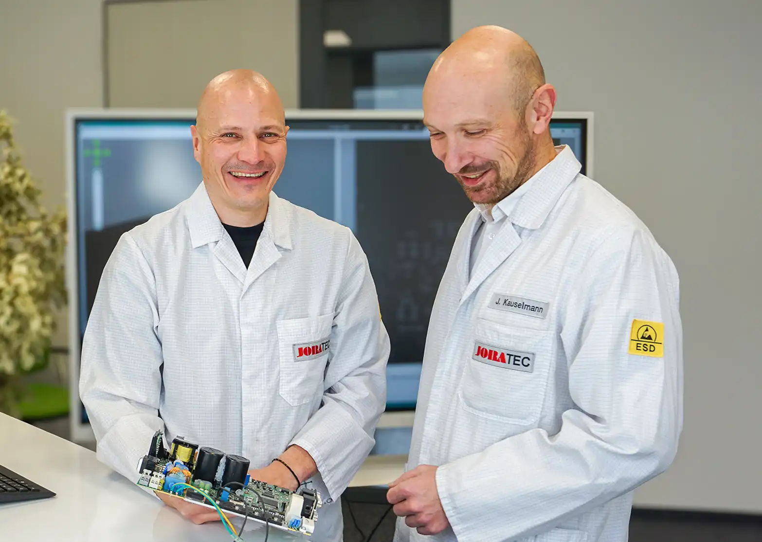 Interne EMS-Kapazitäten erweitern mit Joratec Solutions